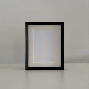 Cornice nera - smusso a 45°
